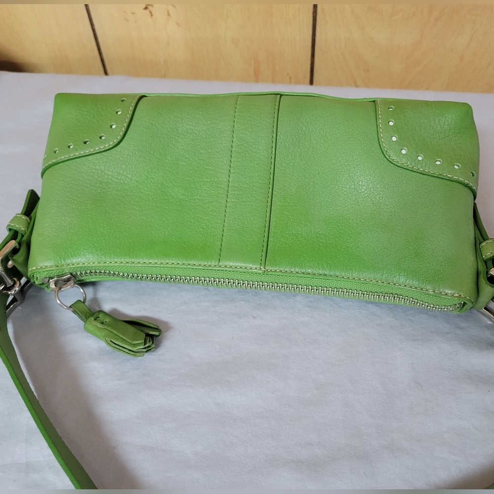 Coach Hamptons Demi Green Vintage Baguette - Picture 14 of 16